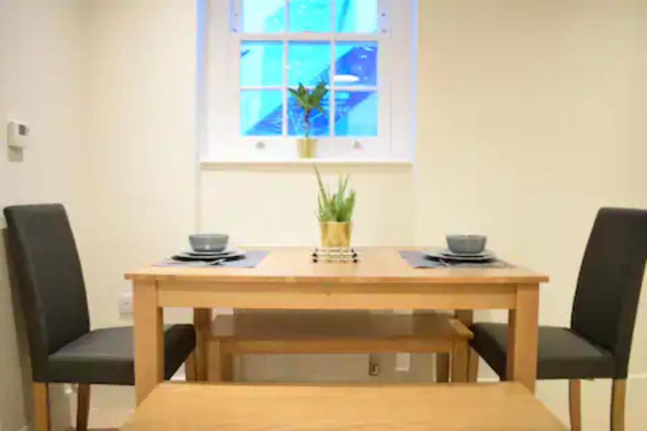 Spacious And Modern Apartment In Pimlico ลอนดอน ภายนอก รูปภาพ