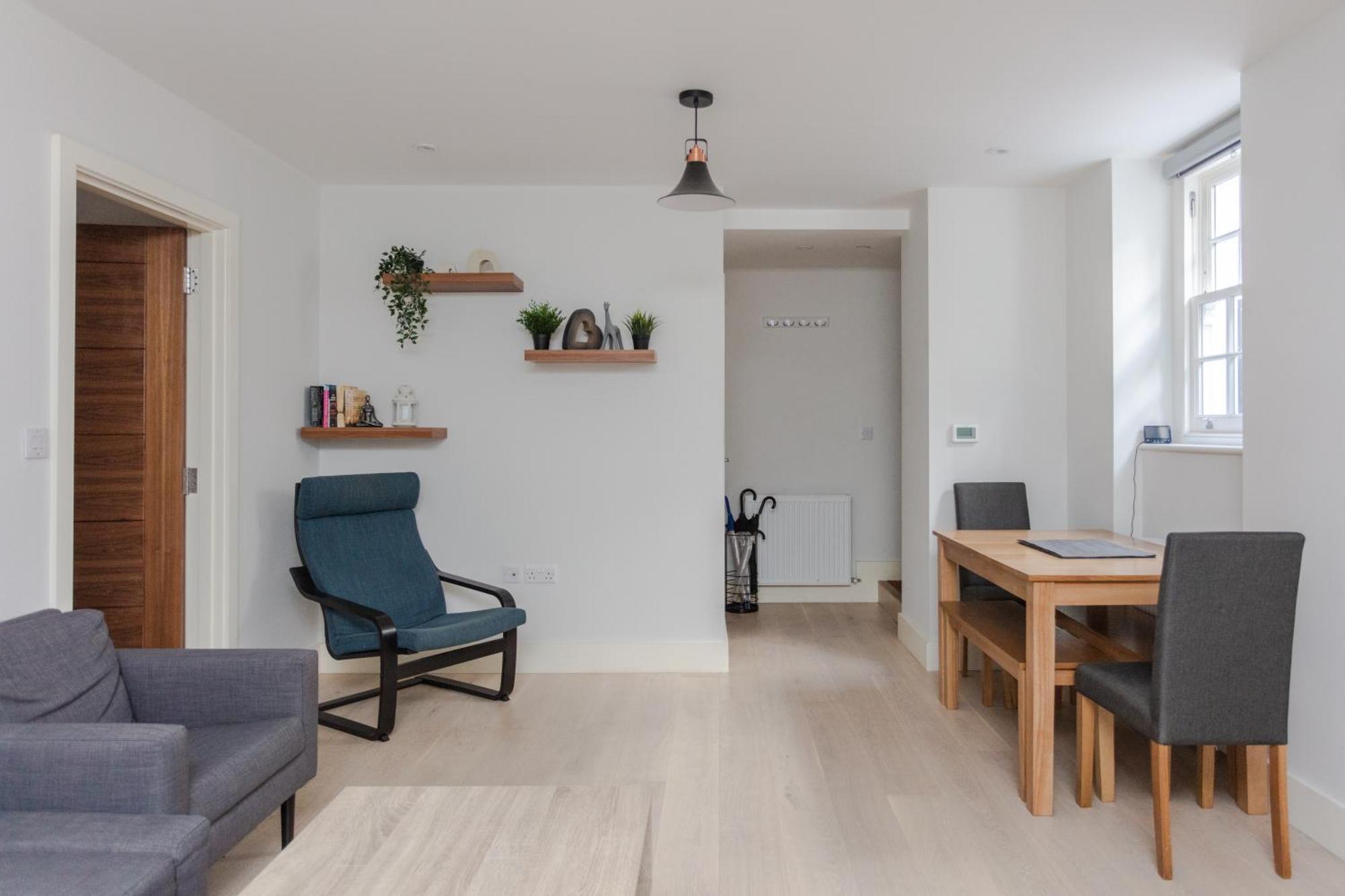Spacious And Modern Apartment In Pimlico ลอนดอน ภายนอก รูปภาพ