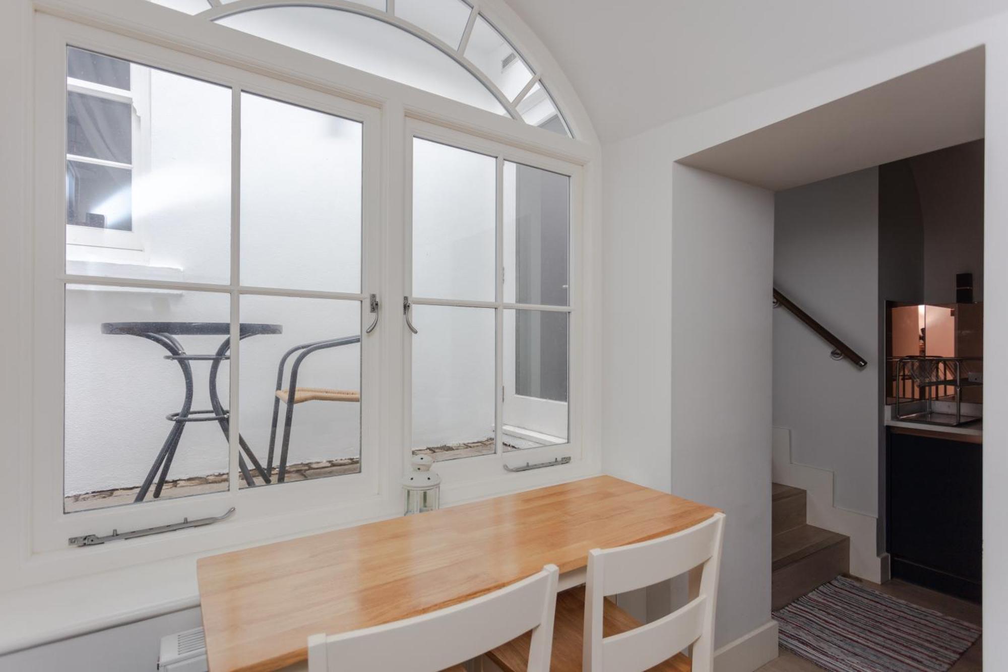 Spacious And Modern Apartment In Pimlico ลอนดอน ภายนอก รูปภาพ